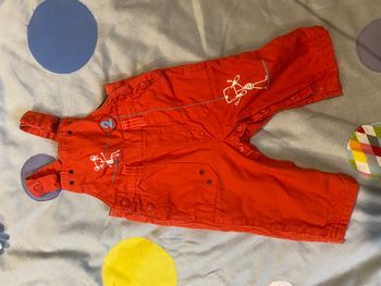 Jolie salopette rouge doublé hiver 6 mois 67cm