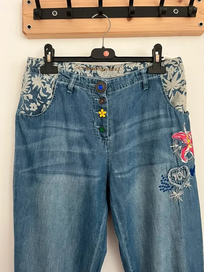 Jeans Desigual - taille 36 - photo numéro 2