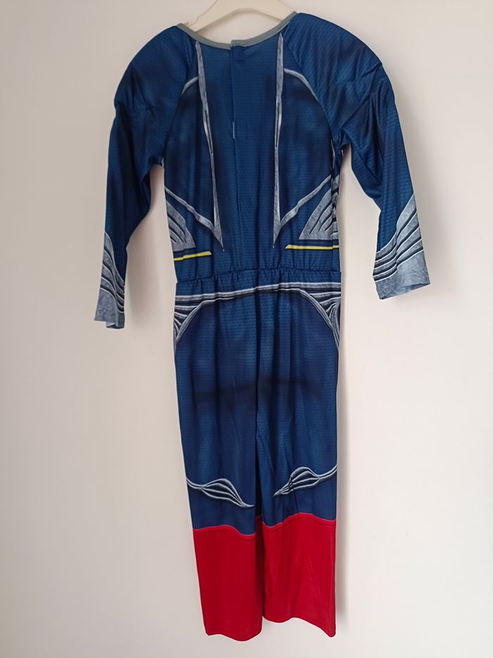 Déguisement de Superman en 5-6 ans - photo numéro 10