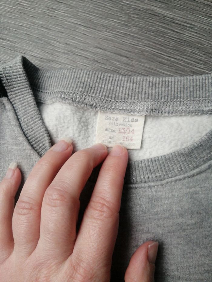 Pull hello 13/14A - photo numéro 4