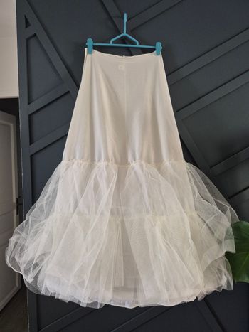 Jupon de mariée avec cerceau