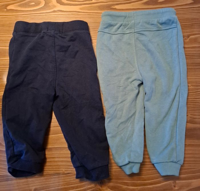 Lot de 3 pantalons 18 mois (2 orchestra 1 TAO) - photo numéro 3