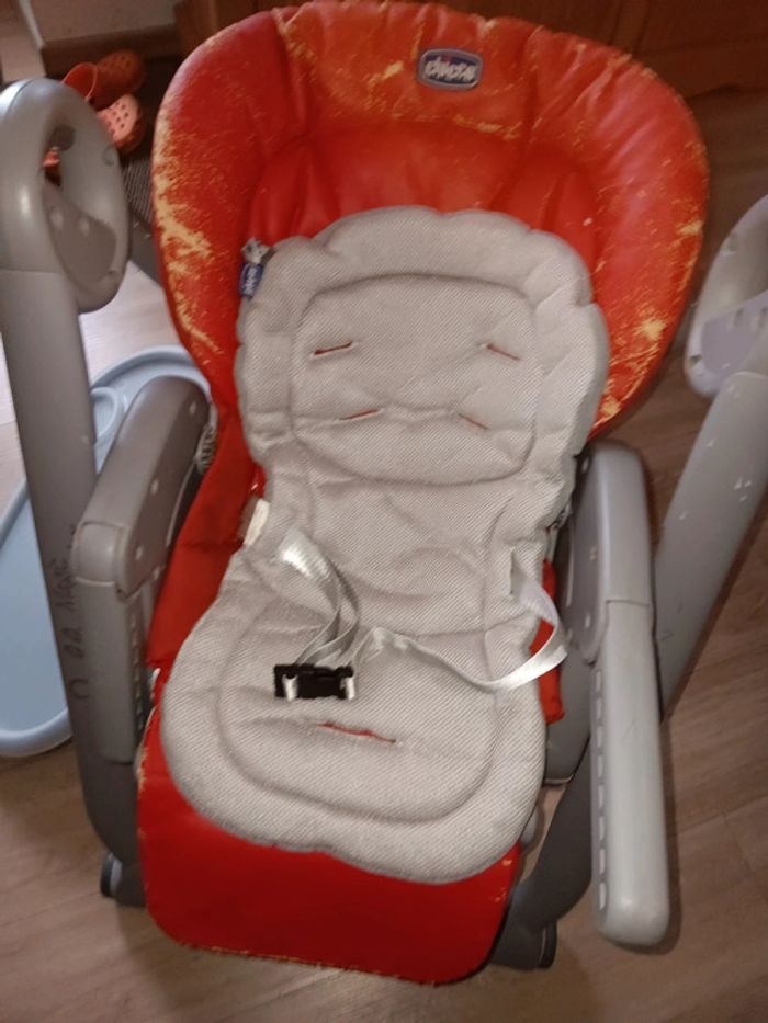 Chaise haute - photo numéro 3