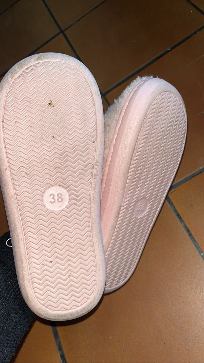 Chaussons - photo numéro 2