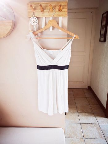 Débardeur top blanc bleu marine