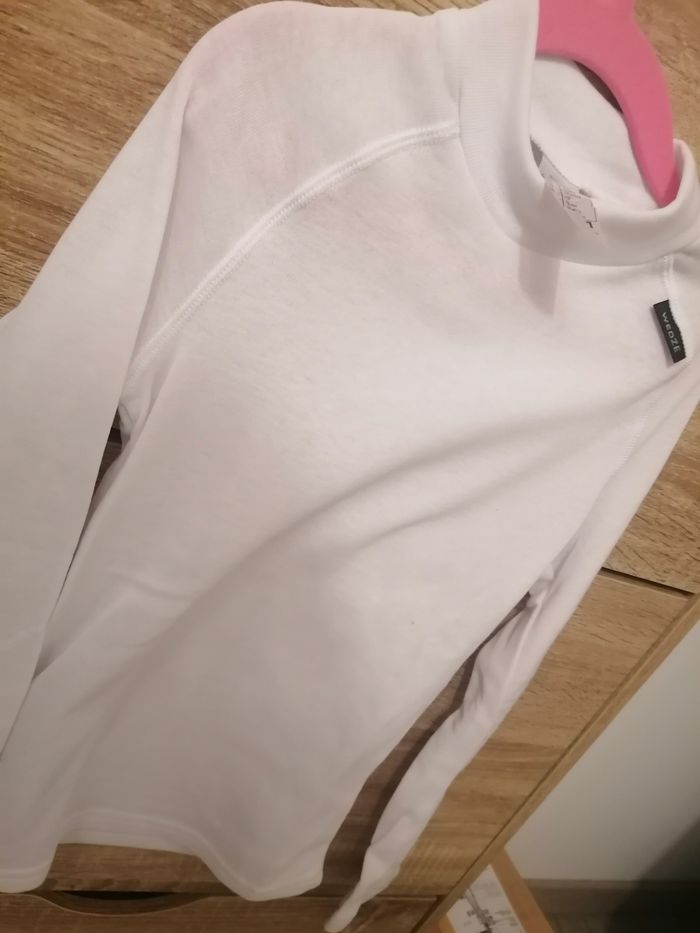 Tee-shirt thermique neuf 10ans decathlon - photo numéro 7