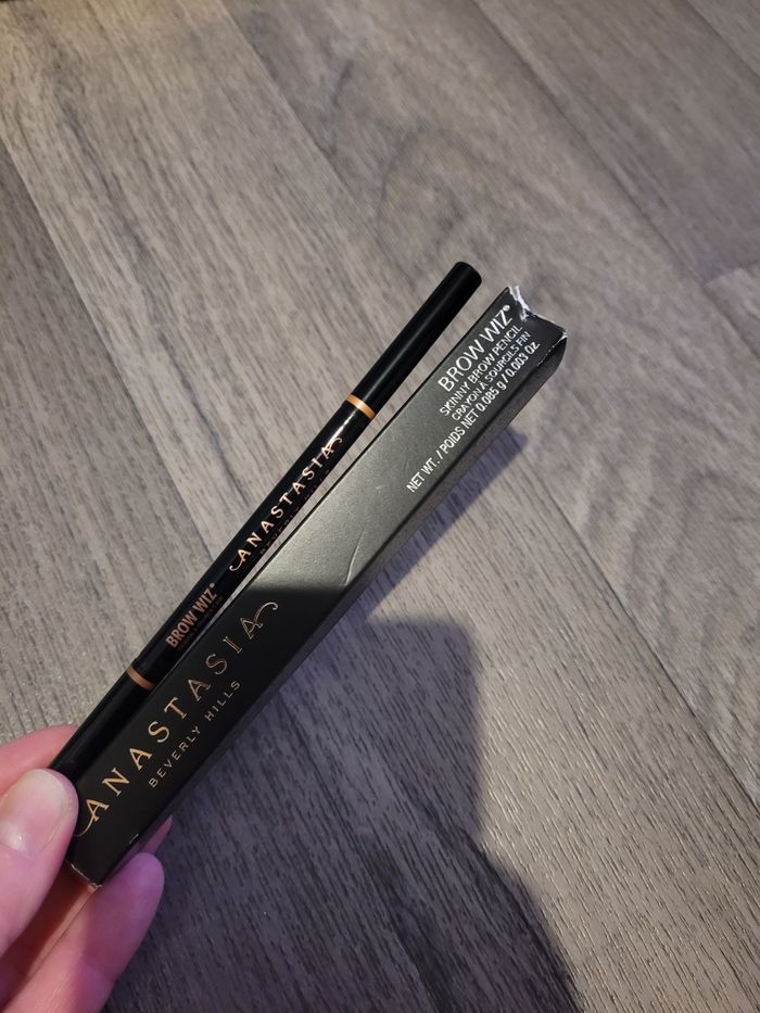 Crayon à sourcils fin Anastasia Beverly Hills - photo numéro 2