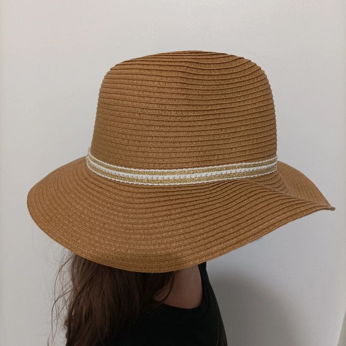 Joli chapeau taille 57 cm - photo numéro 2