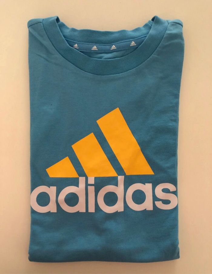 Tee shirt Adidas 11-12 ans