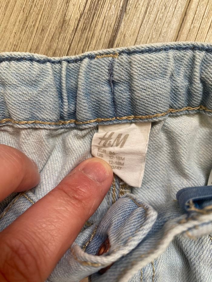 Short bermuda jean H&m 12/18 mois - photo numéro 3