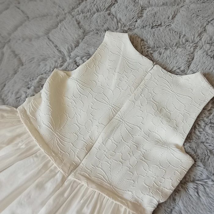 Magnifique robe ivoire irisée 10 ans 🌹 Orchestra 🌹 excellent état - photo numéro 7