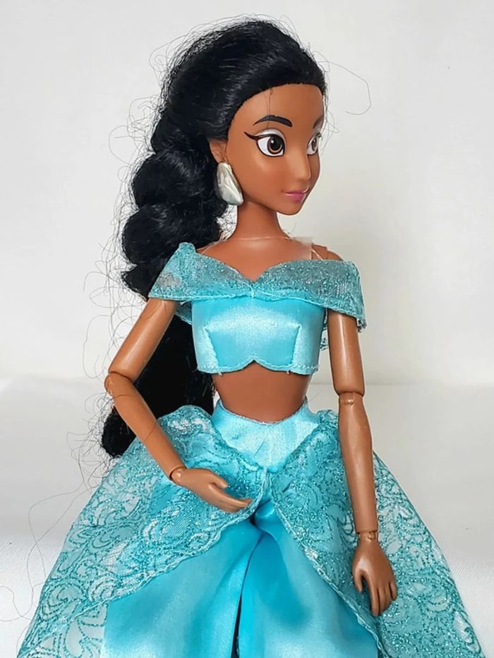 Poupée Disney Princess Jasmine