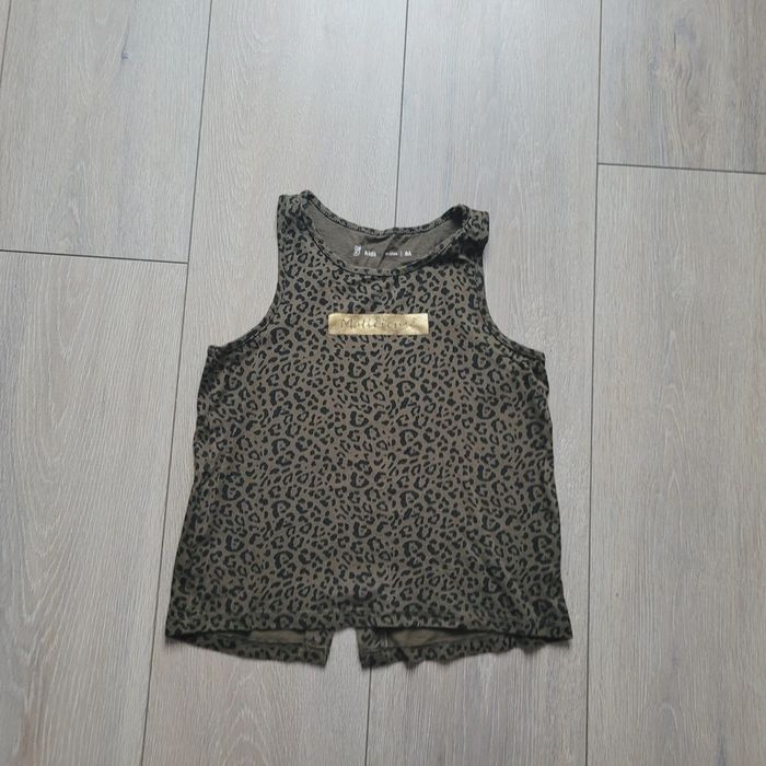 Débardeur kaki et noir. Fille 8 ans. Marque Gémo