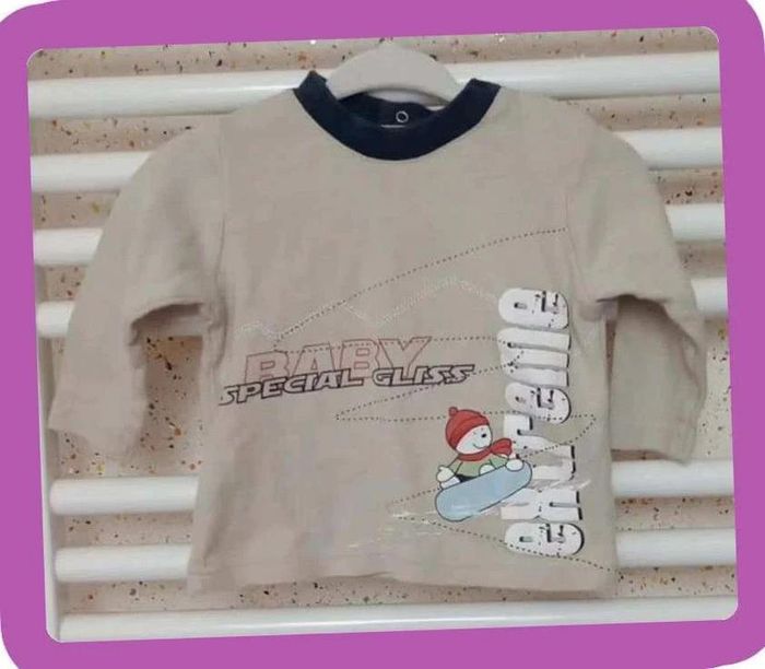 Tee shirt manche longue beige bleu marine imprimé Taille 6 mois - photo numéro 2