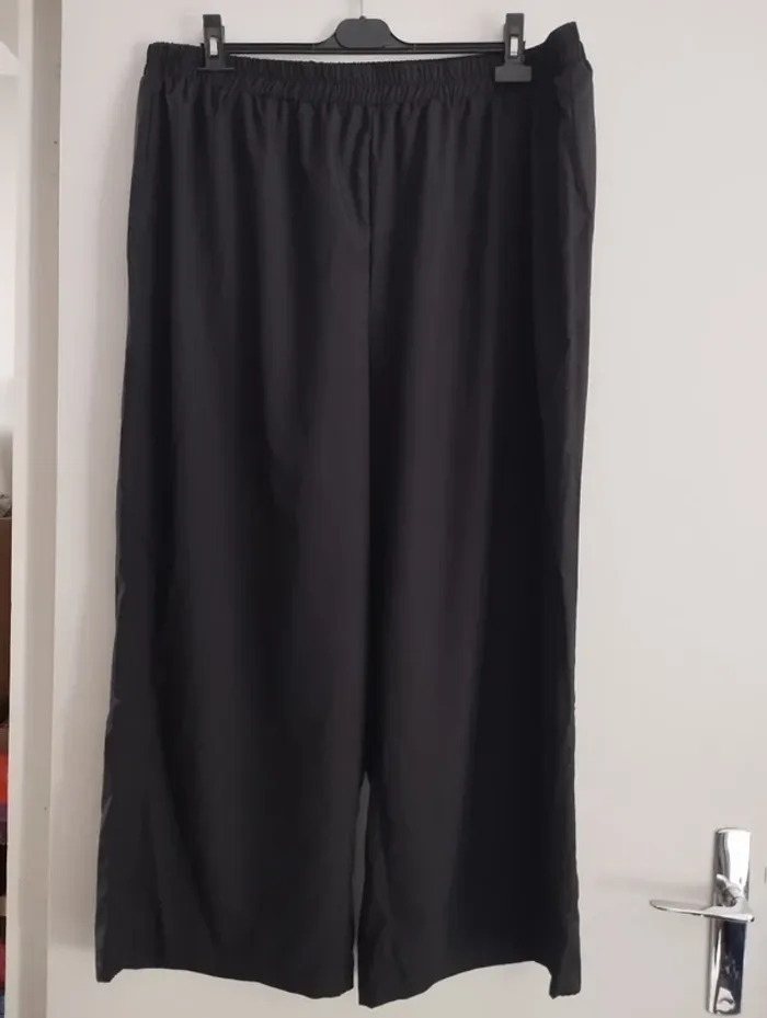 Pantalon Shein Curve taille 4XL (52)