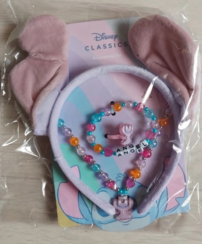 4 accessoires stitch Angel