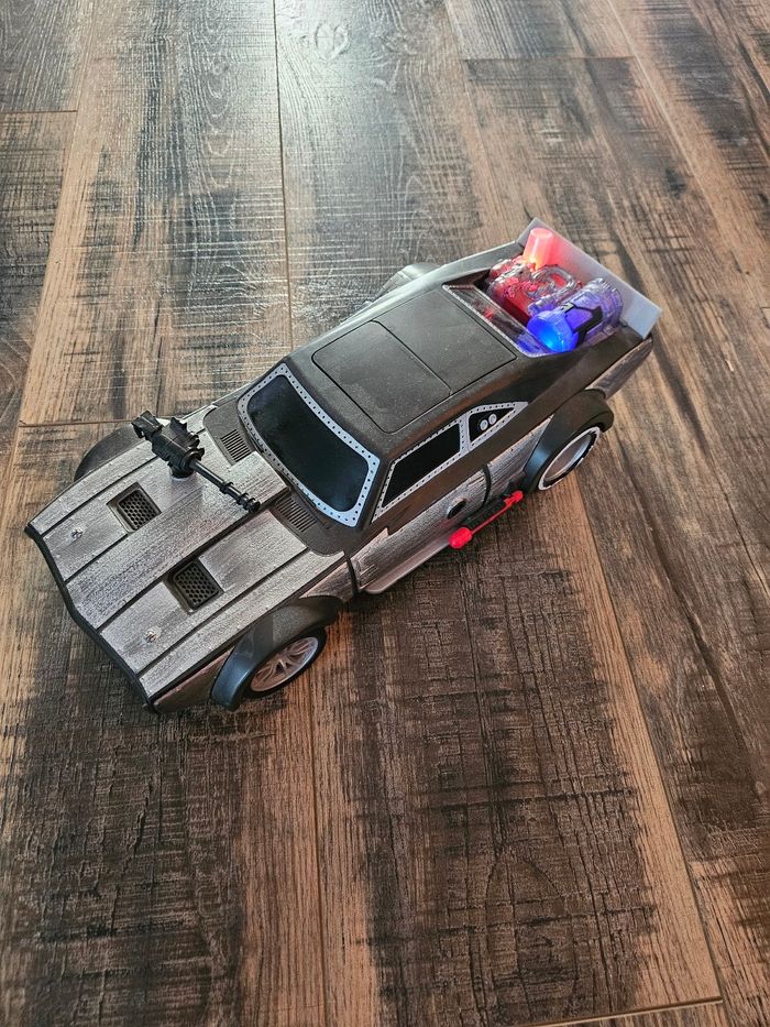 Voiture Charger - photo numéro 6