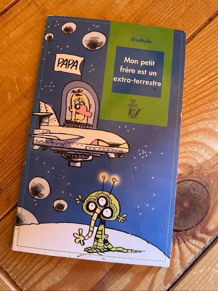 Livre - Mon petit frère est un extra-terrestre