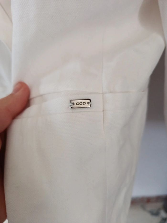 Très belle veste mi longue T 42 - photo numéro 2
