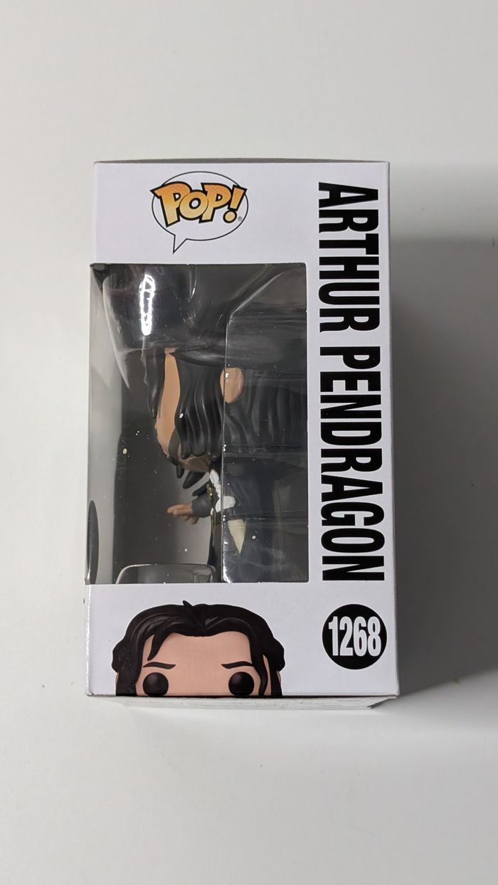 [Funko pop] Figurine Kaamelott Arthur Pendragon SE 1268 - photo numéro 4