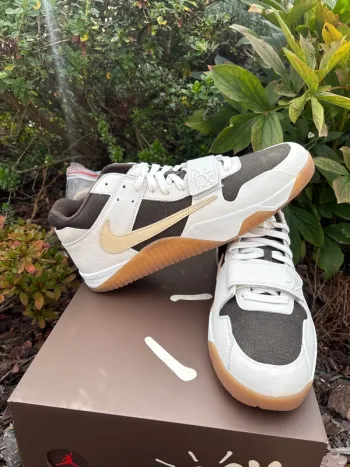 Nike Air Jordan Jumpman Jack TR Travis Scott – Sail & Dark Mocha