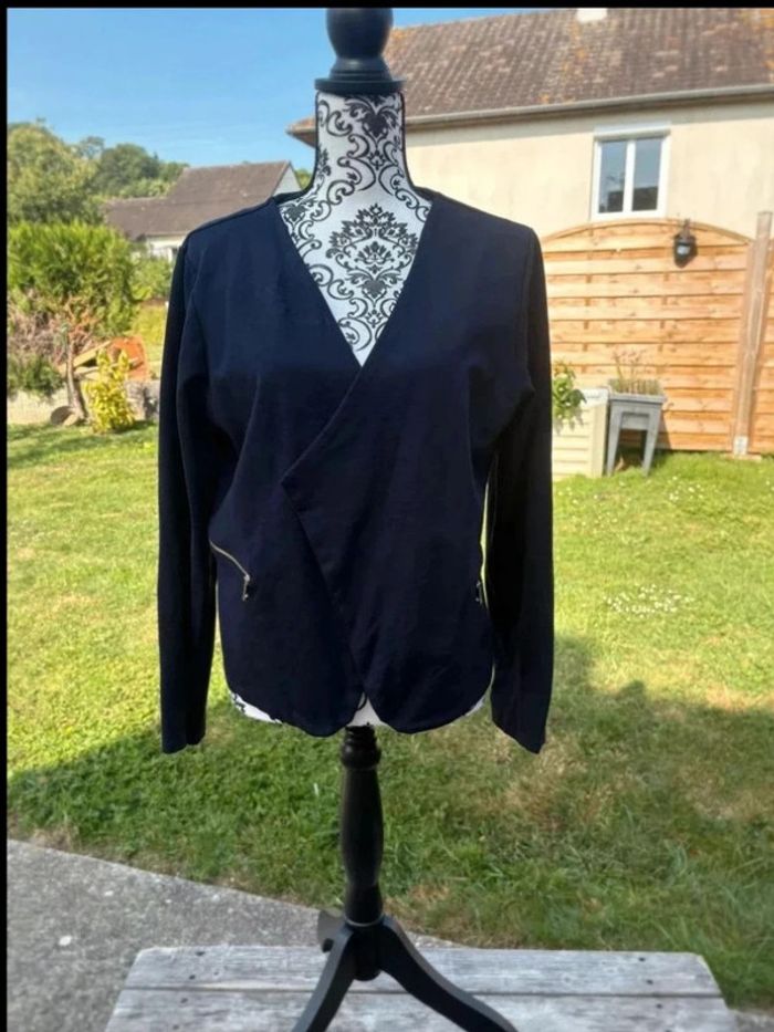 Élégant Blazer Croisé Bleu Marine – Chic & Polyvalent - photo numéro 3