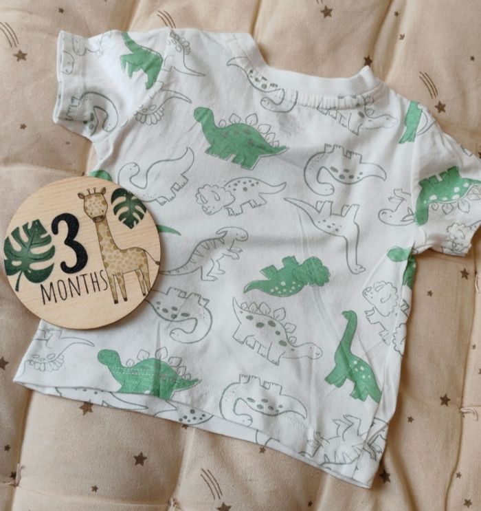 T-shirt dinosaure 0/3 mois - photo numéro 2