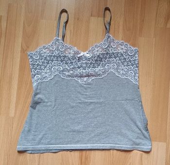 Caraco gris et dentelle taille 40