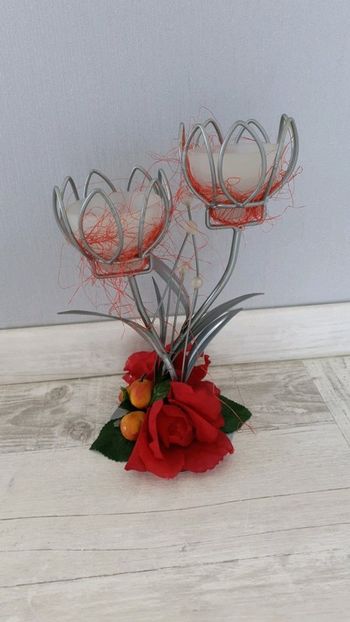 Bougeoirs avec bougies