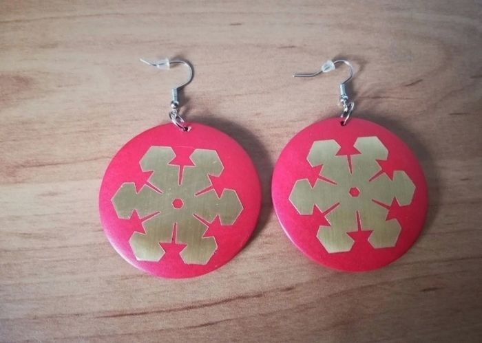 Boucles d'oreilles neuves handmade flocon de Noël en bois