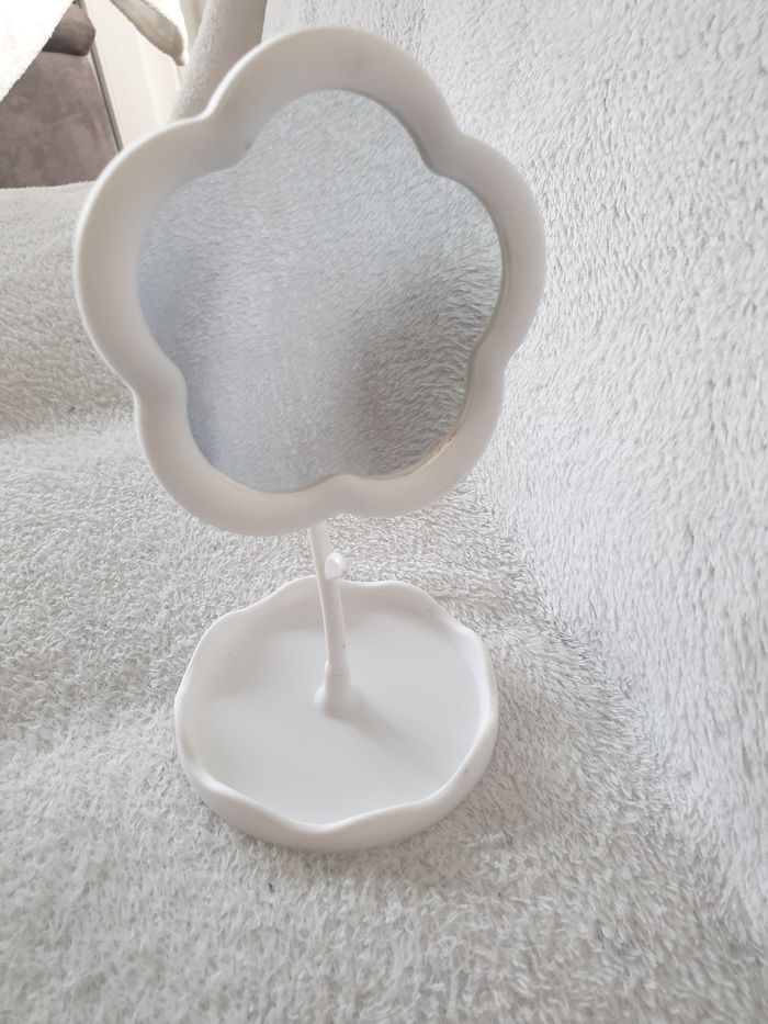 Petit miroir fleur neuf