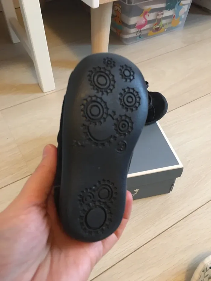 Chaussures bébé jacadi bleues marine taille 19 Neuves - photo numéro 4