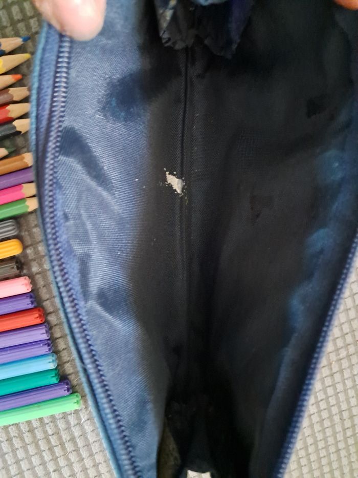 Lot trousse, crayons feutres, crayons couleurs - photo numéro 5