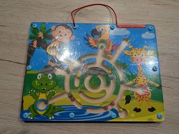 Jeu labyrinthe en bois aimanté