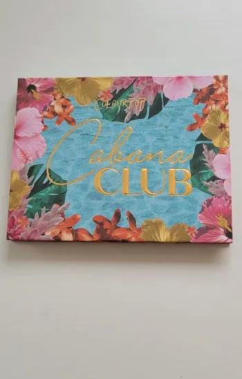 Palette cabana club