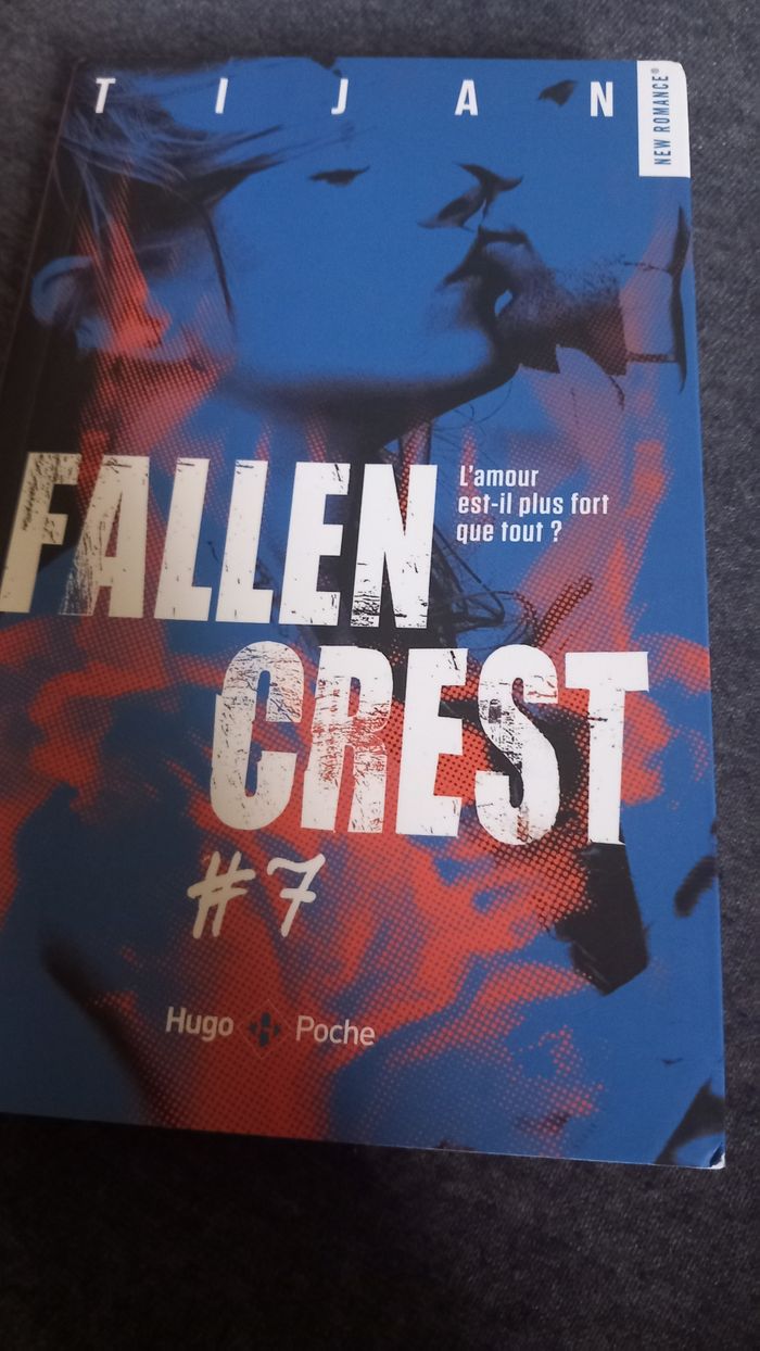 Lot de 7 tomes Fallen Crest - photo numéro 8