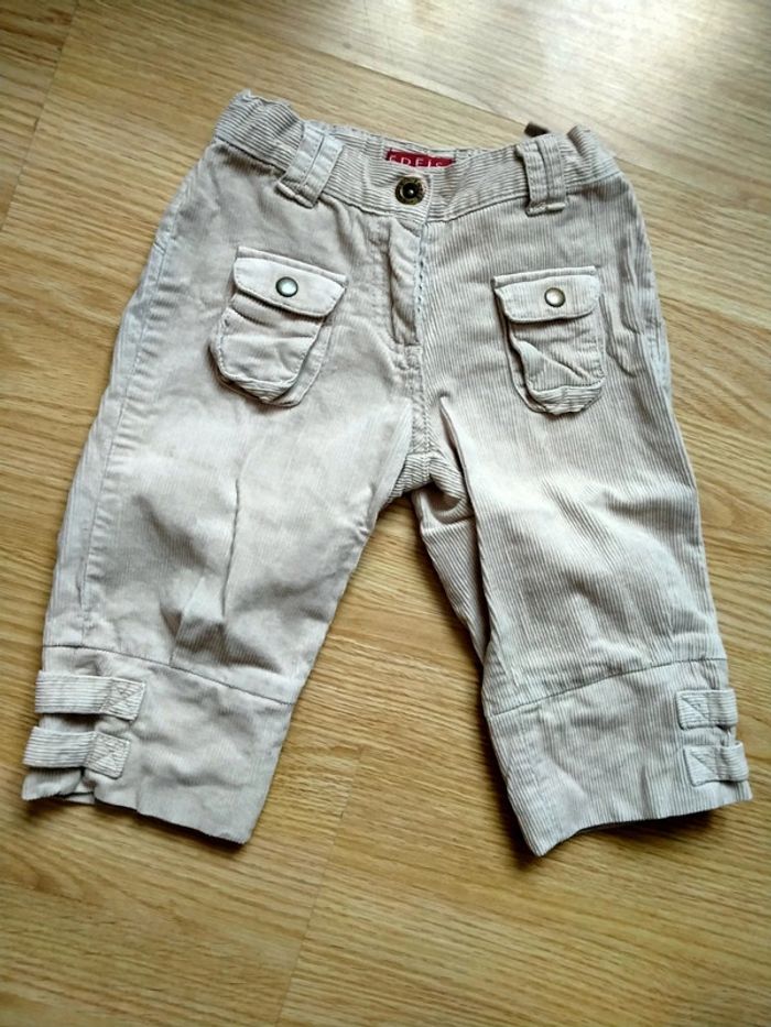 Panta court beige. Edeis
Taille 3 ans - photo numéro 2