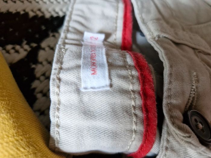 3 pantalons comme neufs 12 ans - photo numéro 2