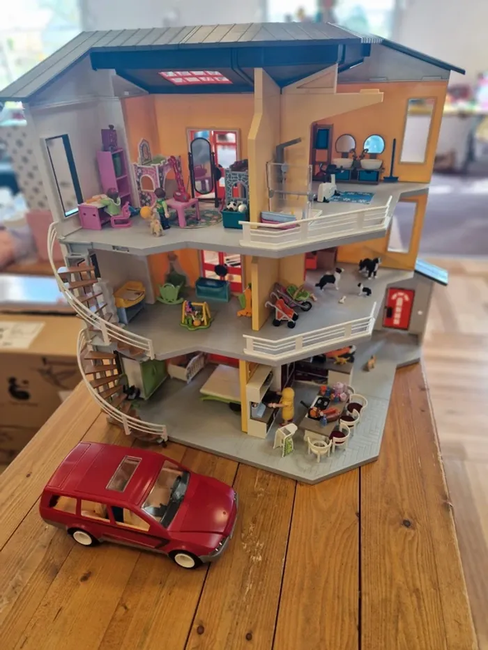 Maison playmobil 3 étages
