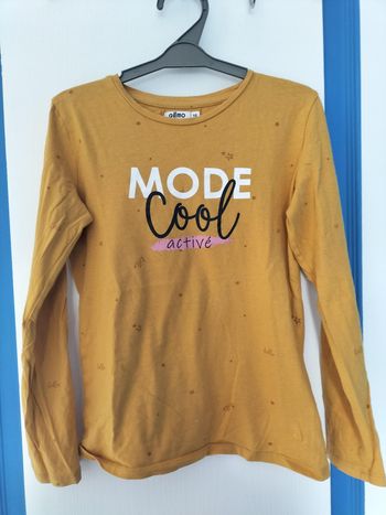 T-shirt moutarde "mode cool"