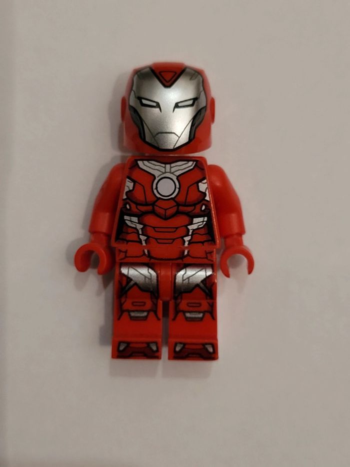 Figurine LEGO - Sh0665 Super Heroes Avengers Iron Man Rescue Pepper Potts
