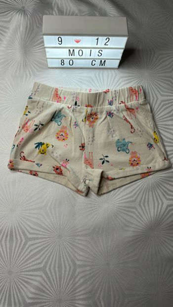 Short fille 80cm ou 9/12 mois