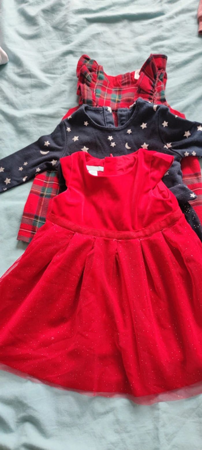 Lot 3 robe