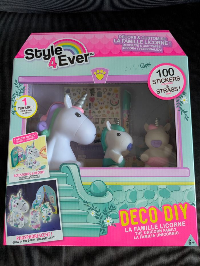 Famille licorne à décorer et à customiser