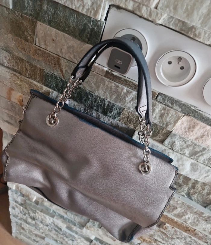 Sac à main Guess 👜 - photo numéro 6