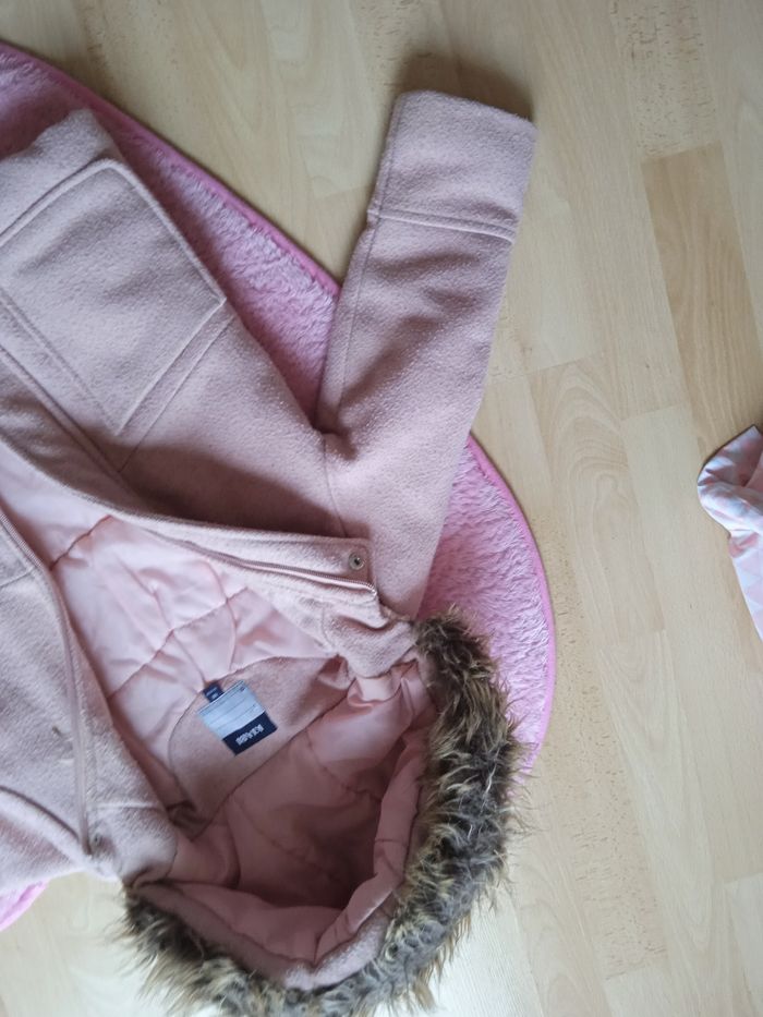 Manteau capuche fourrure - photo numéro 3