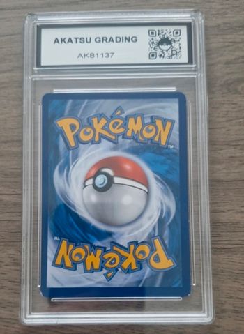 Carte Pokémon Gradée Salameche PSA 8 année 2016