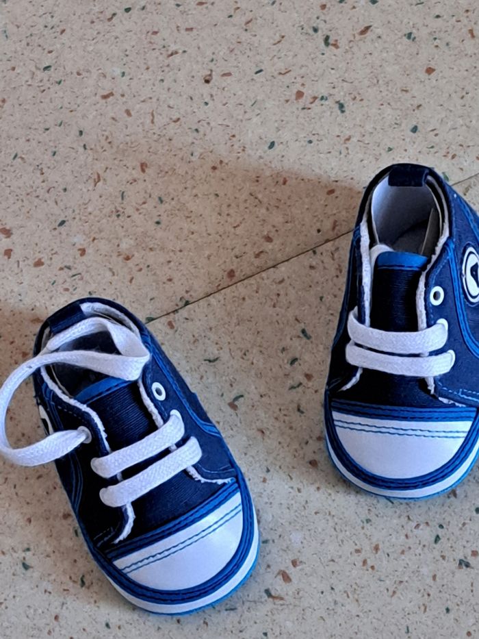 Chaussure absorba neuf pour bébé - photo numéro 7