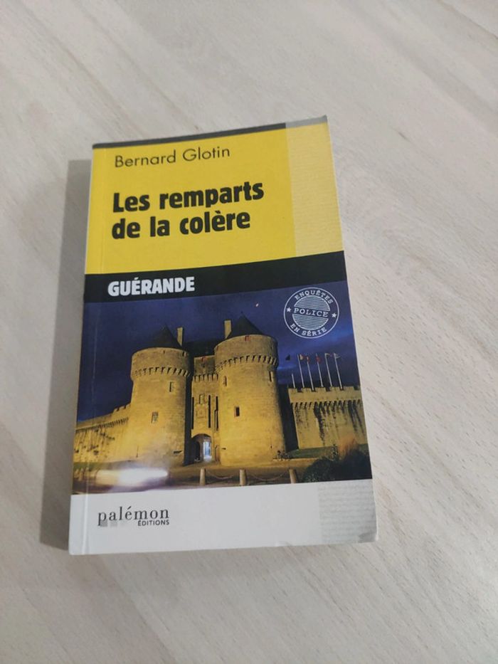Livre poche les remparts de la colère Guérande Glotin Palemont éditions