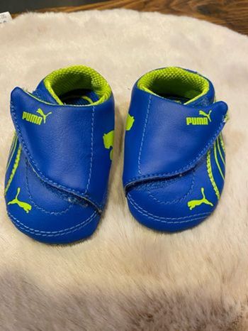 Chaussons bébé Puma